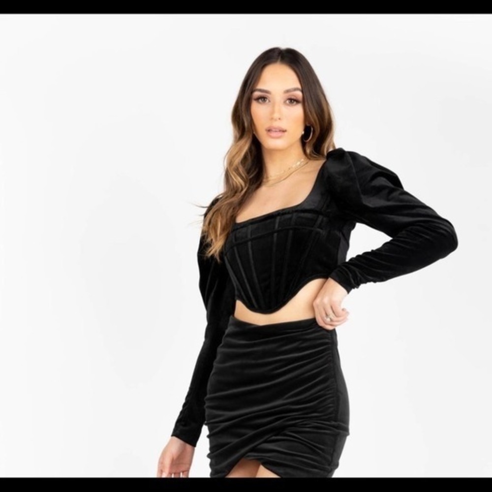 Kittenish Velvet Bustier
